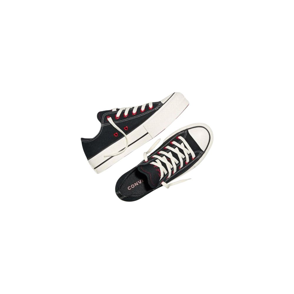 Converse Schwarze Plateau-Sneaker aus Stoff