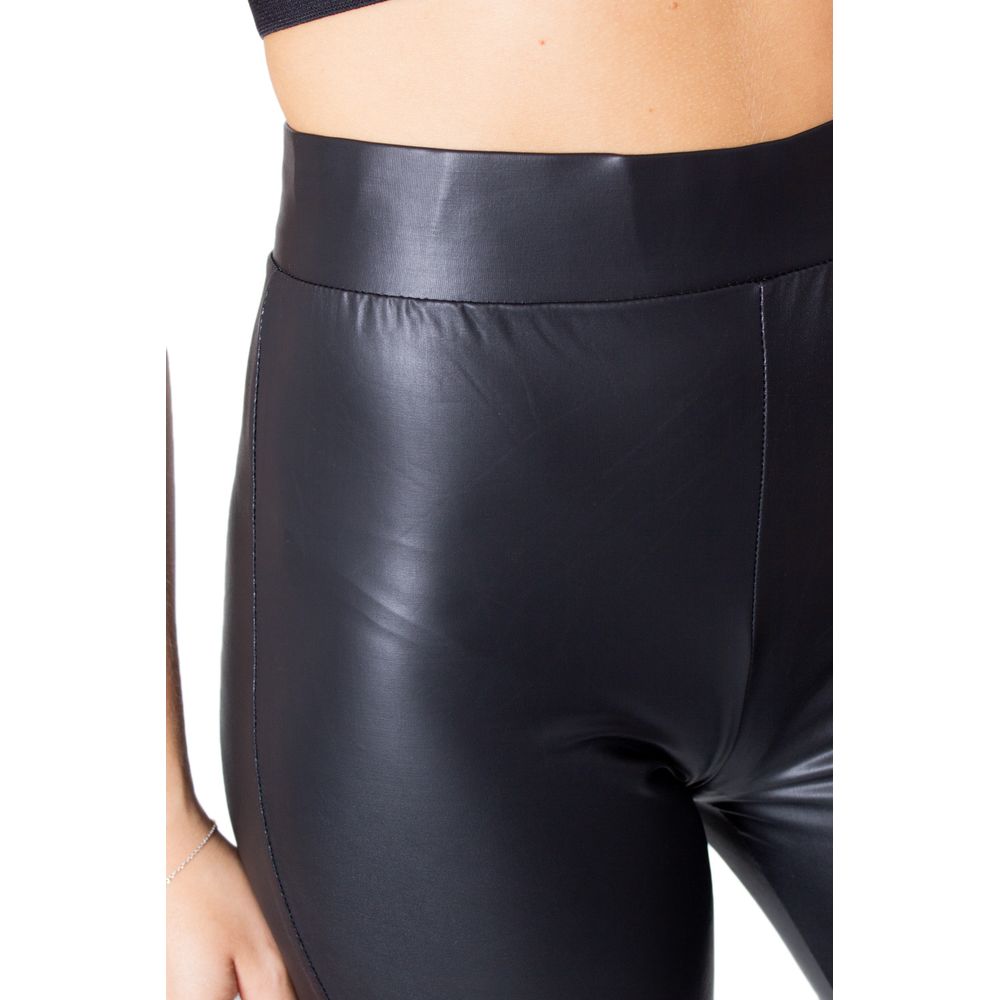 Only Schwarze Leggings aus Polyester