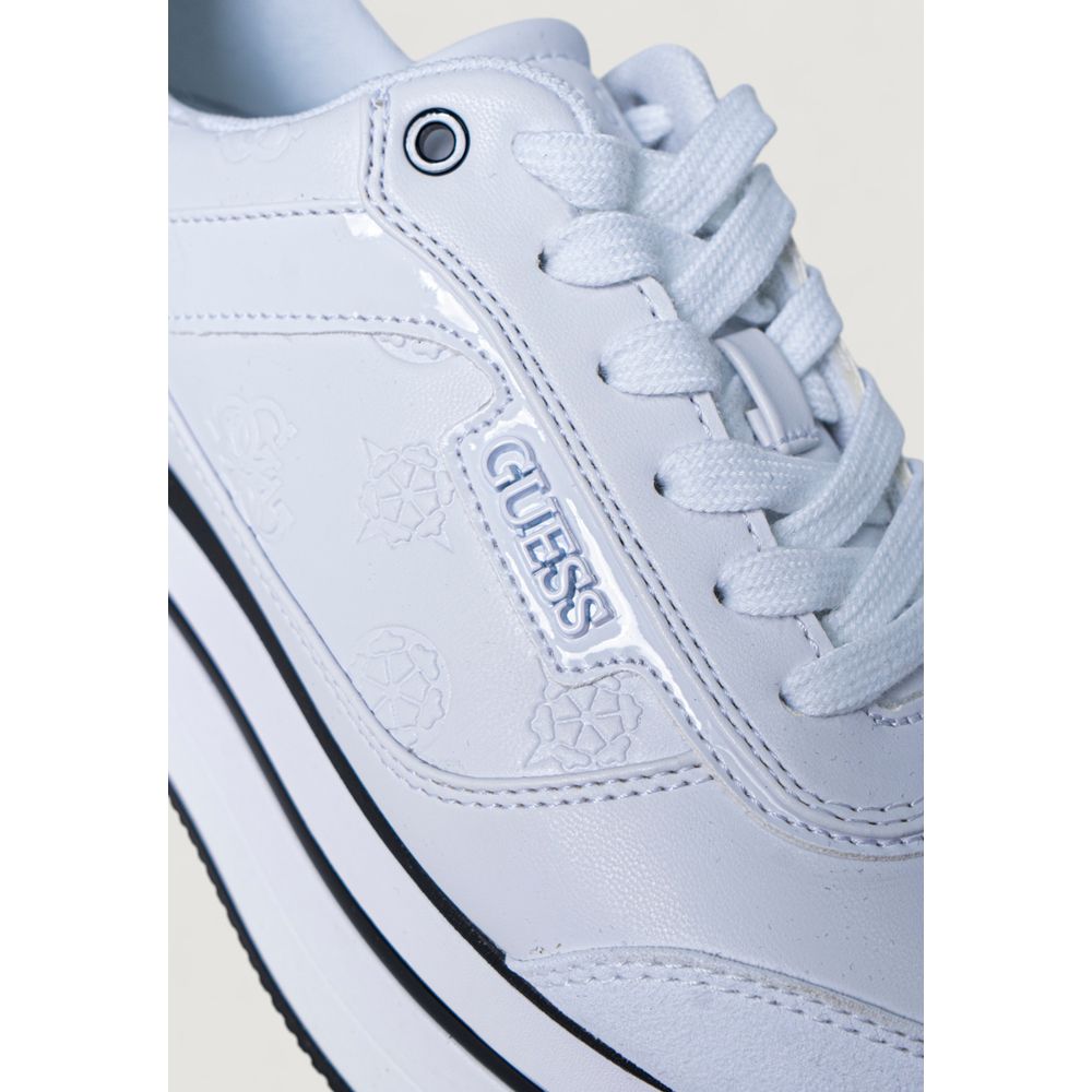 Guess Weiße Plateau-Sneaker aus Polyester