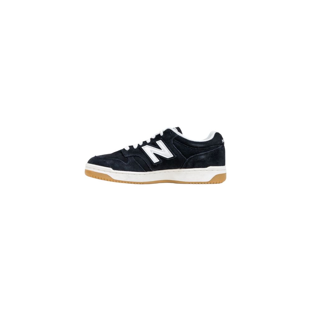 New Balance Schwarze und weiße Leder-Sneaker im Athletic-Stil