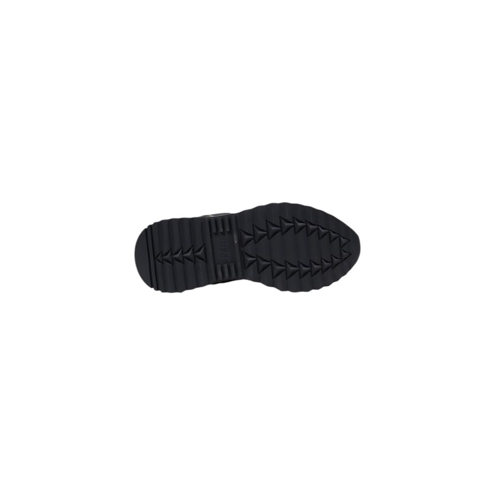 Guess Schwarze Low-Top-Sneaker aus Polyethylen
