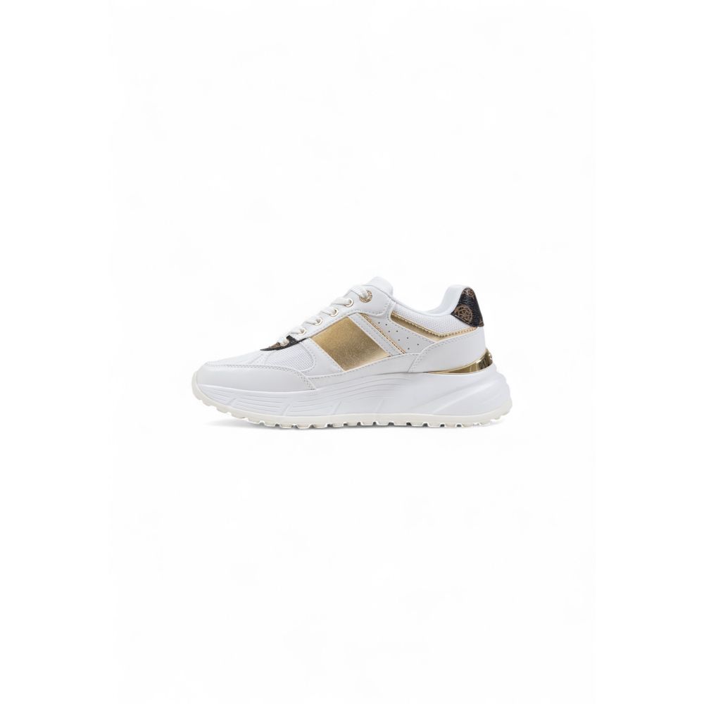 Guess Weiße Sneaker aus Polyethylen mit klobiger Sohle
