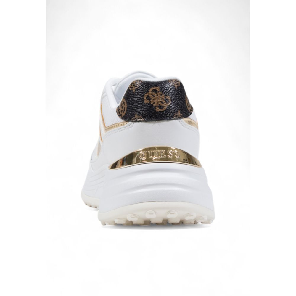 Guess Weiße Sneaker aus Polyethylen mit klobiger Sohle