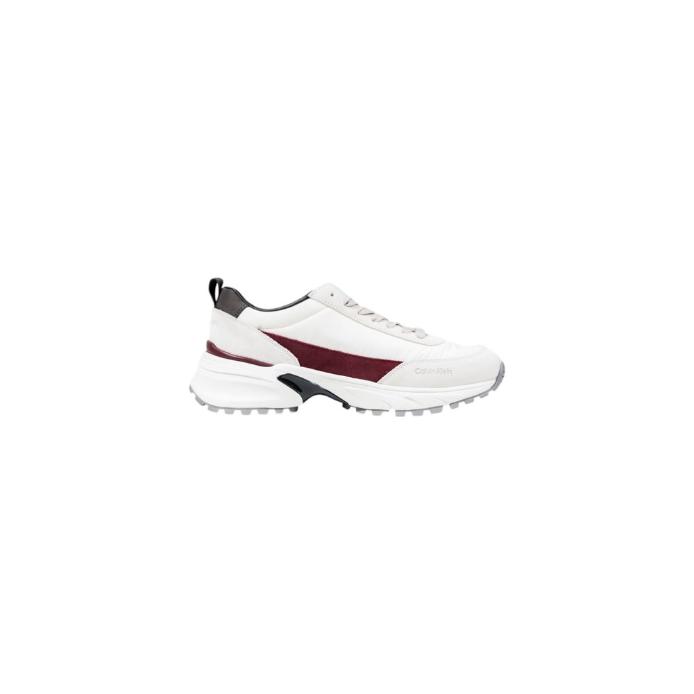 Calvin Klein Cremefarbene Wildleder-Sneaker mit klobiger Sohle