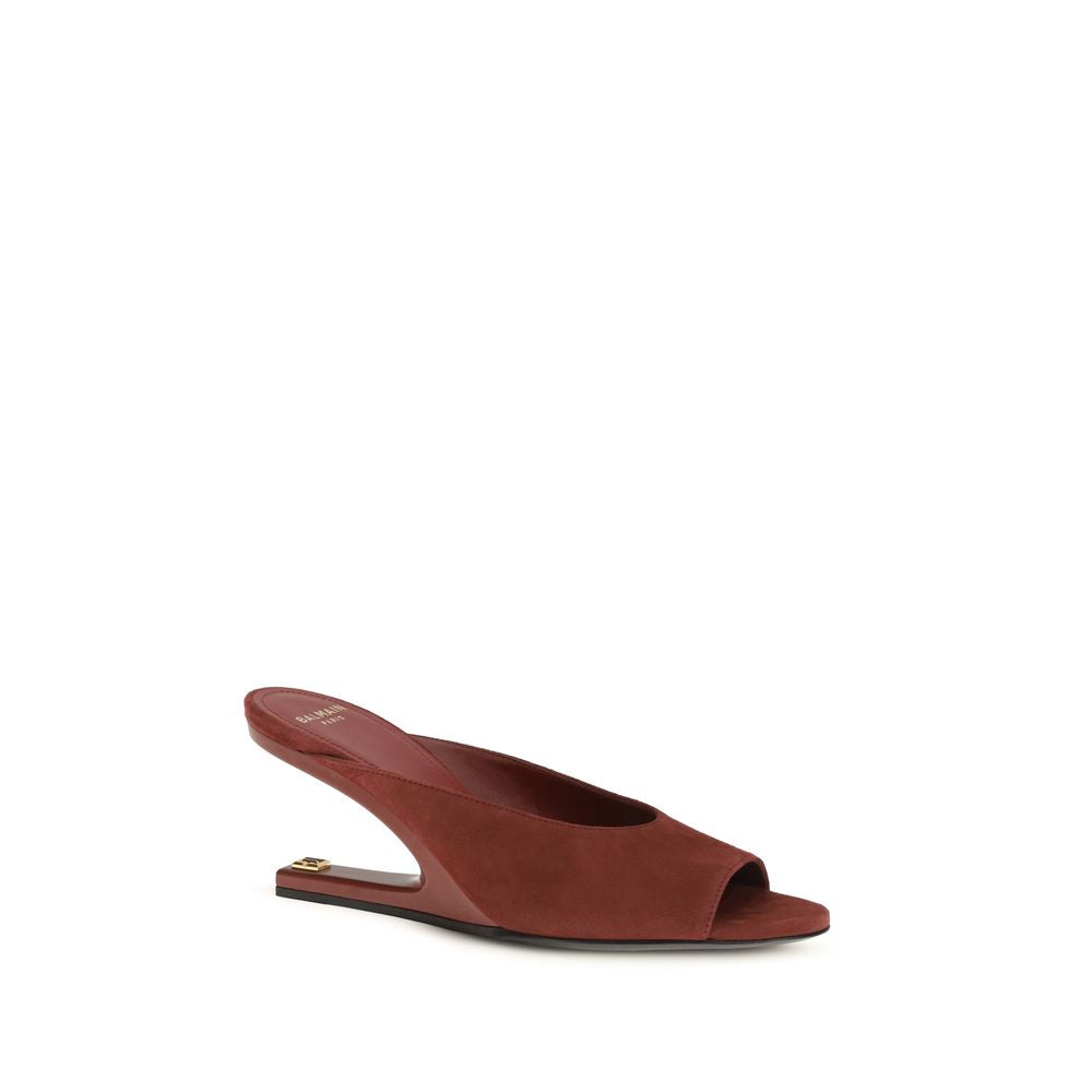 Balmain Mules aus bordeauxfarbenem Ziegenleder