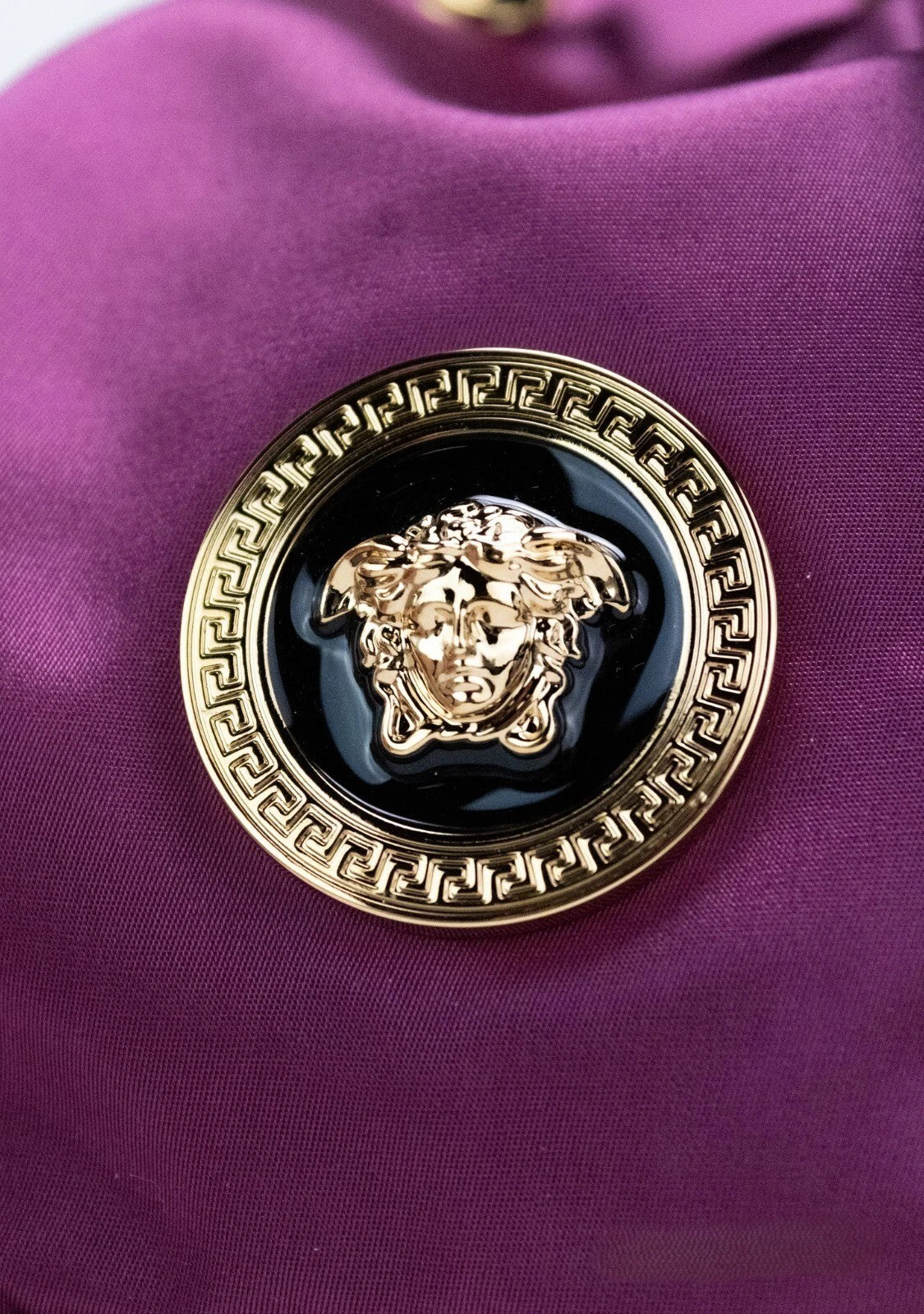 Versace Kleine Dahlia Nylon Medusa Anhänger Bucket Chain Umhängetasche Handtasche