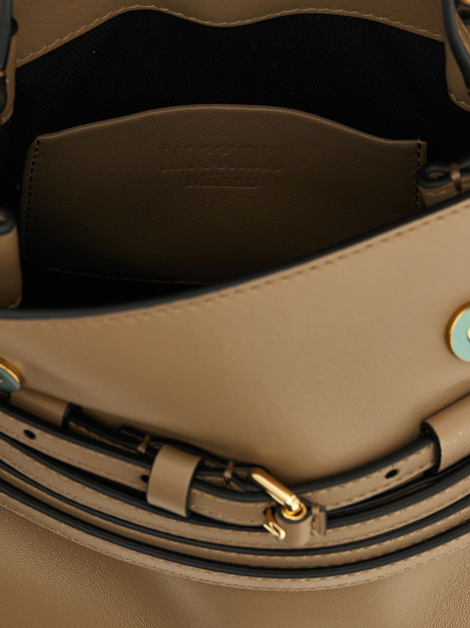 Moschino Beige Napa Leder / Kalbsleder Bos Taurus Handtasche