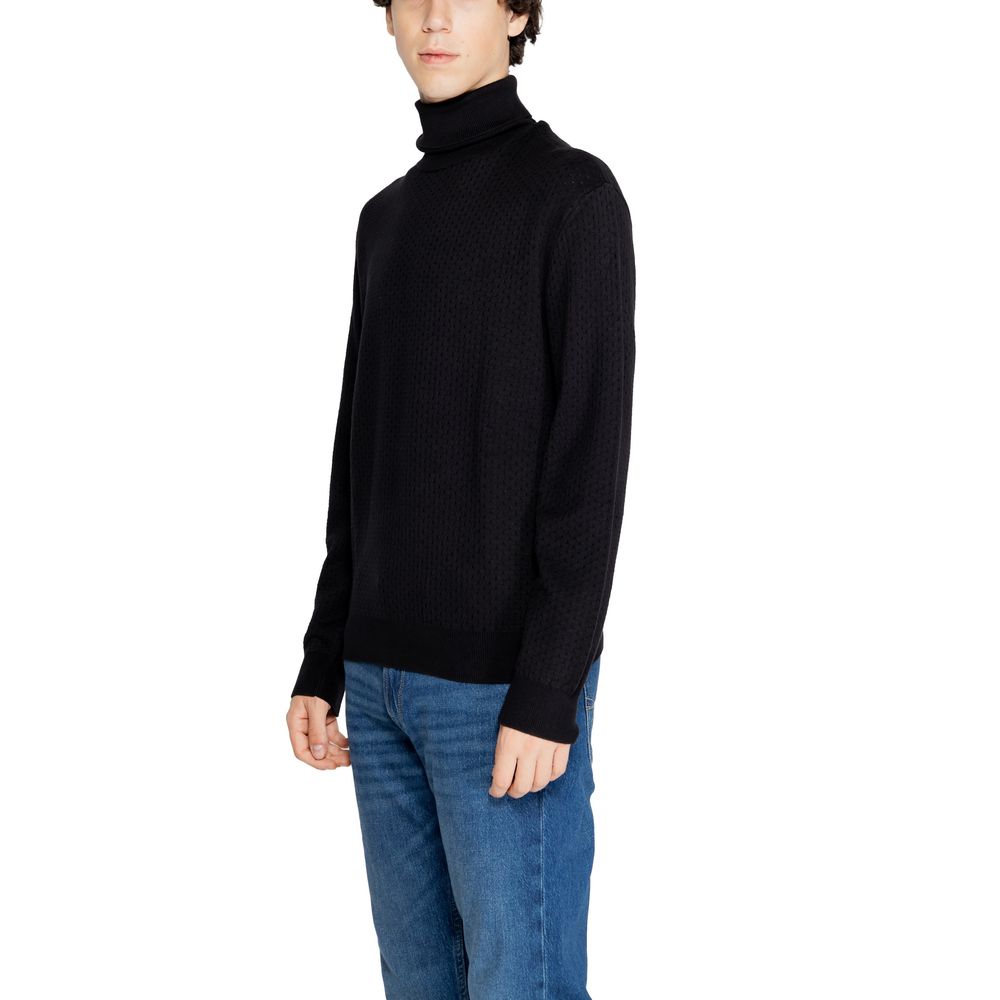 Armani Exchange Schwarzer Baumwollrollkragenpullover