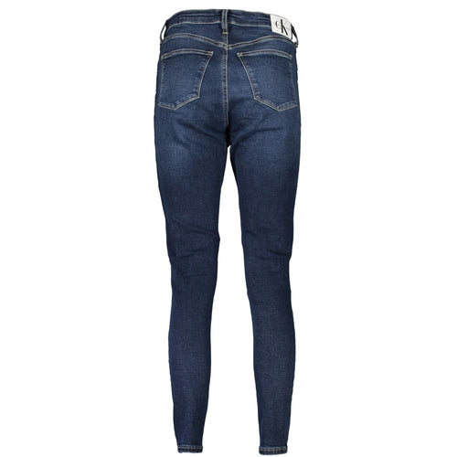 Calvin Klein <NAME>