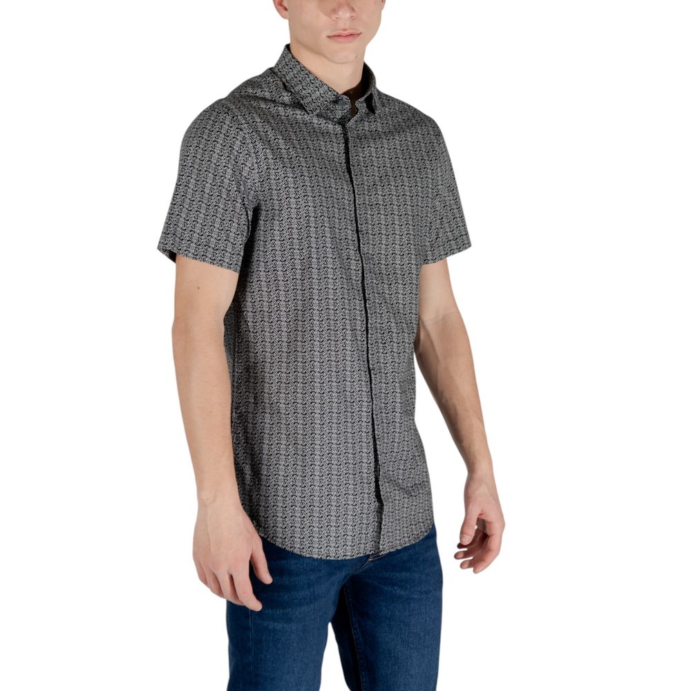 Armani Exchange Schwarzes Baumwoll-T-Shirt mit kurzen Ärmeln